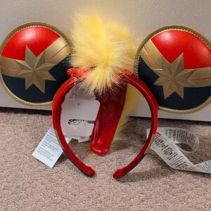 Captain Marvel Disney Parks Costume Mickey Ears headband NWT